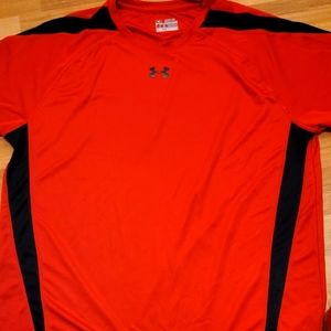 Red & Black Under Armour 2XL Loose Heat Gear Tee